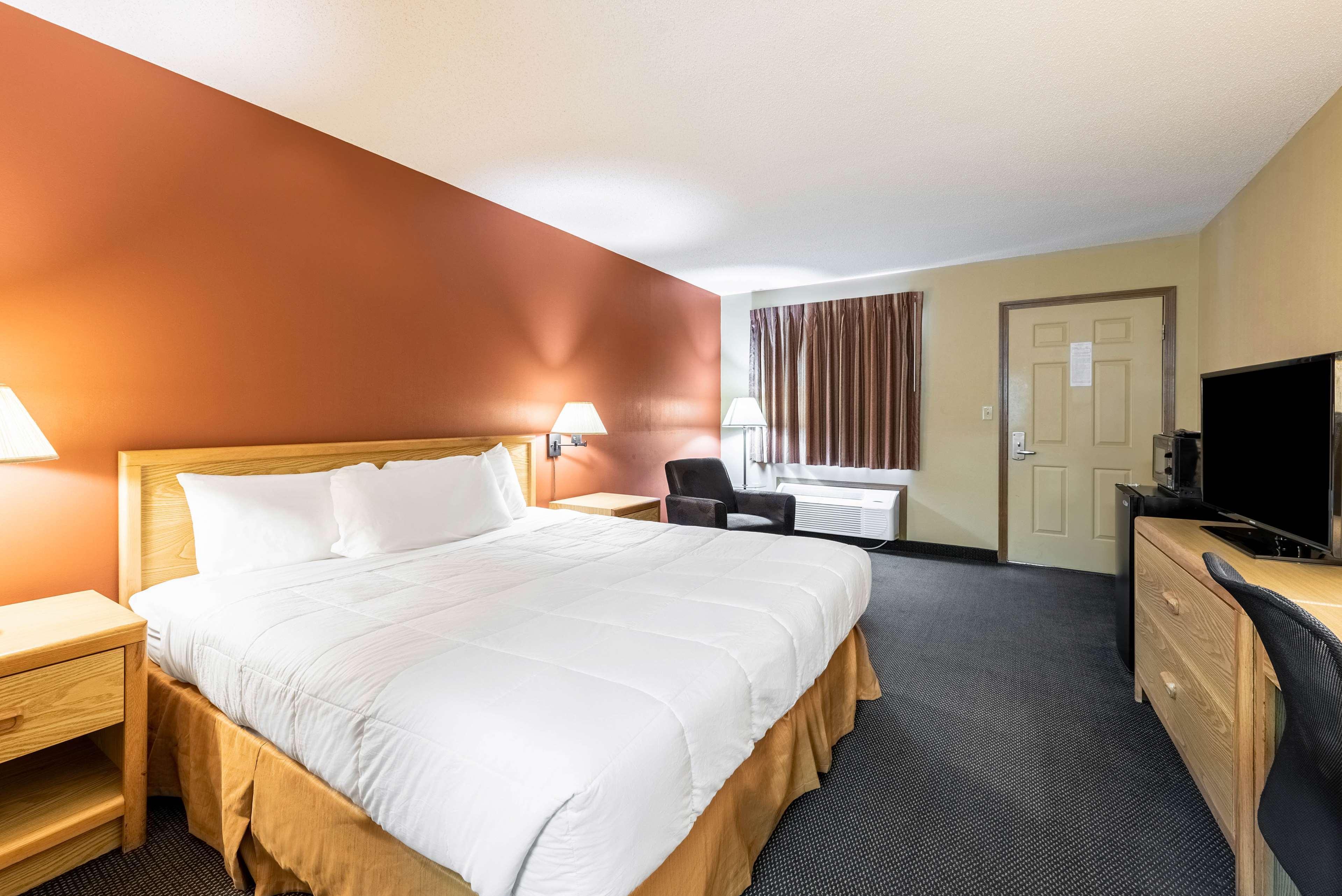 Americas Best Value Inn St. Marys מראה חיצוני תמונה